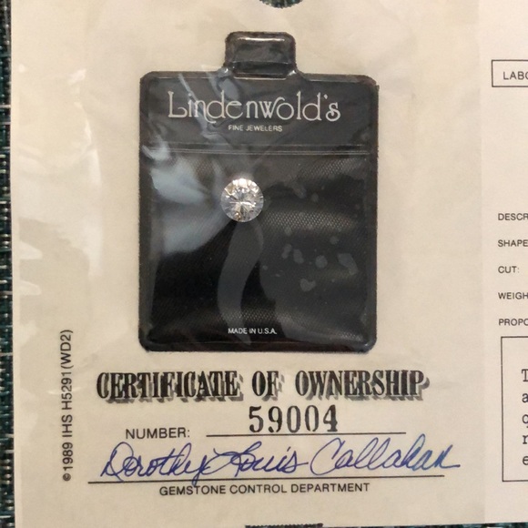 Lindenwold Fine Jewelers Genuine 1-Carat Round Brilliant Cubic Zirconia - Picture 2 of 4